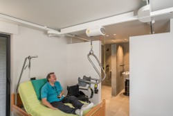 Electric traverse rail - Handi-Rehab Patient lift hoist