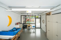 Ceiling hoist - with motor fixed on the rail ; Traverse Rail - Handi-Rehab Patient lift hoist