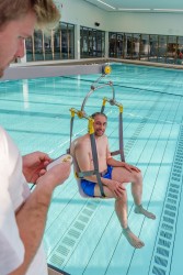 Mobile pool lift  - Handi-Rehab Patient lift hoist